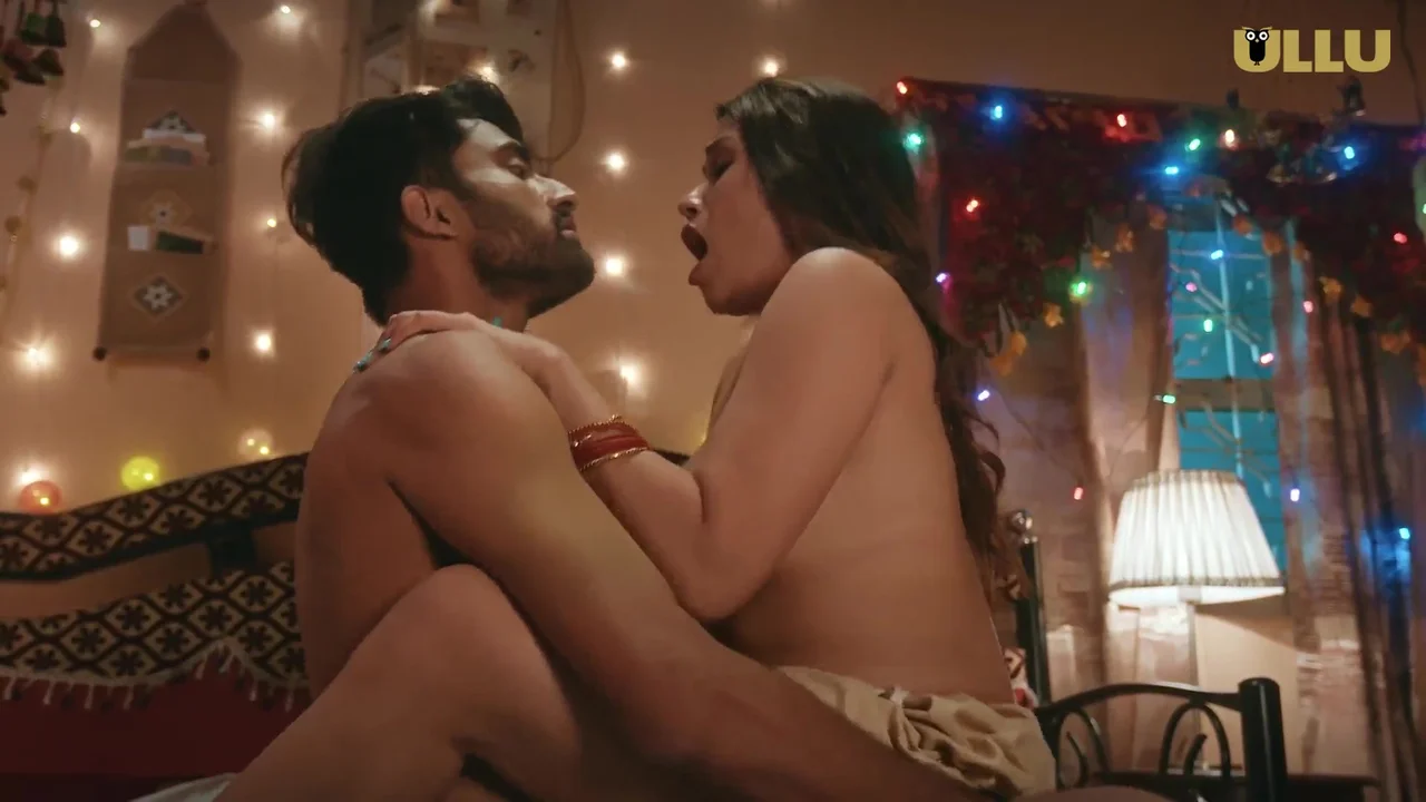 Mere Angane Mein 2025 Ullu Hindi Sex Web Series Episode 4